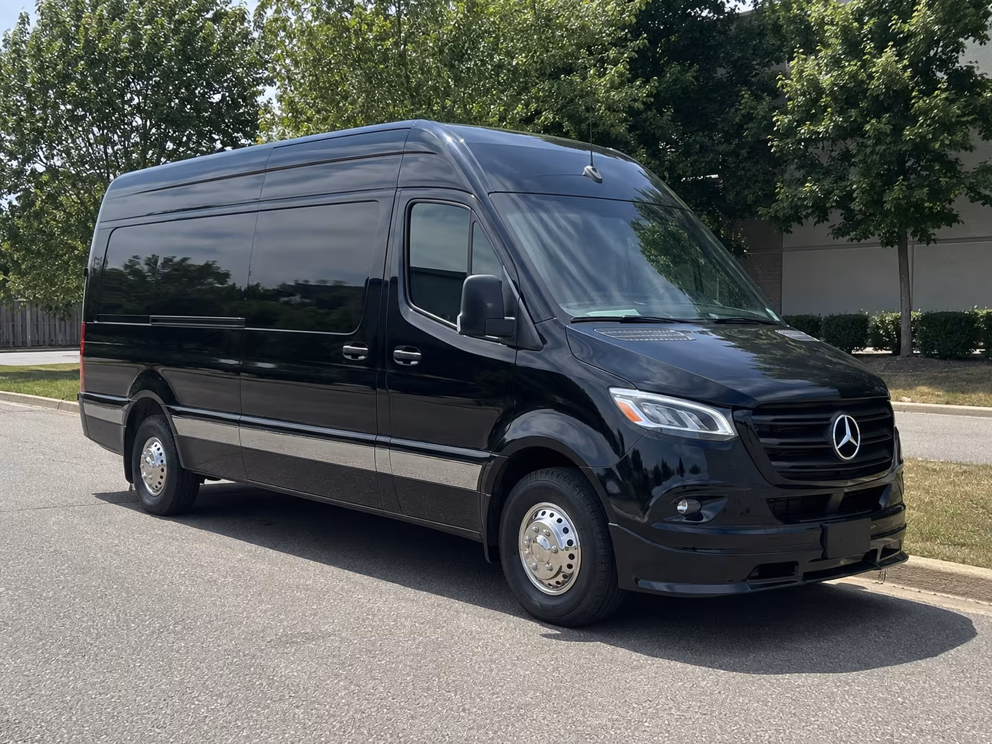 small group concert rides sprinter vans and minibuses for crews of 8 to 35